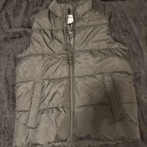 Old Navy Black Puffer Vest